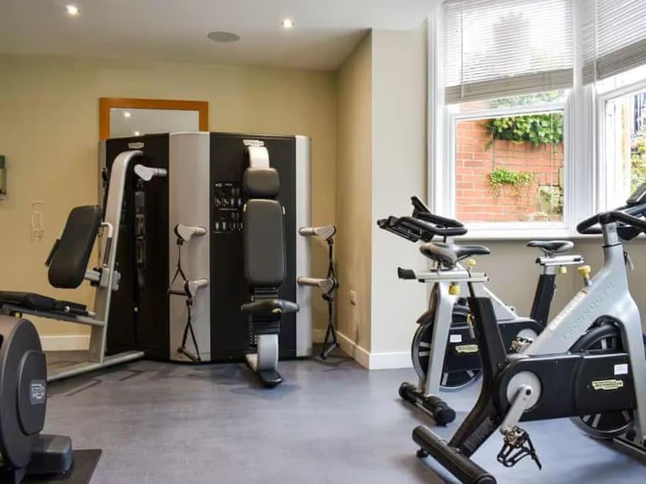 Strathmore Scarborough, Pool, Gym, Parking Apartment *